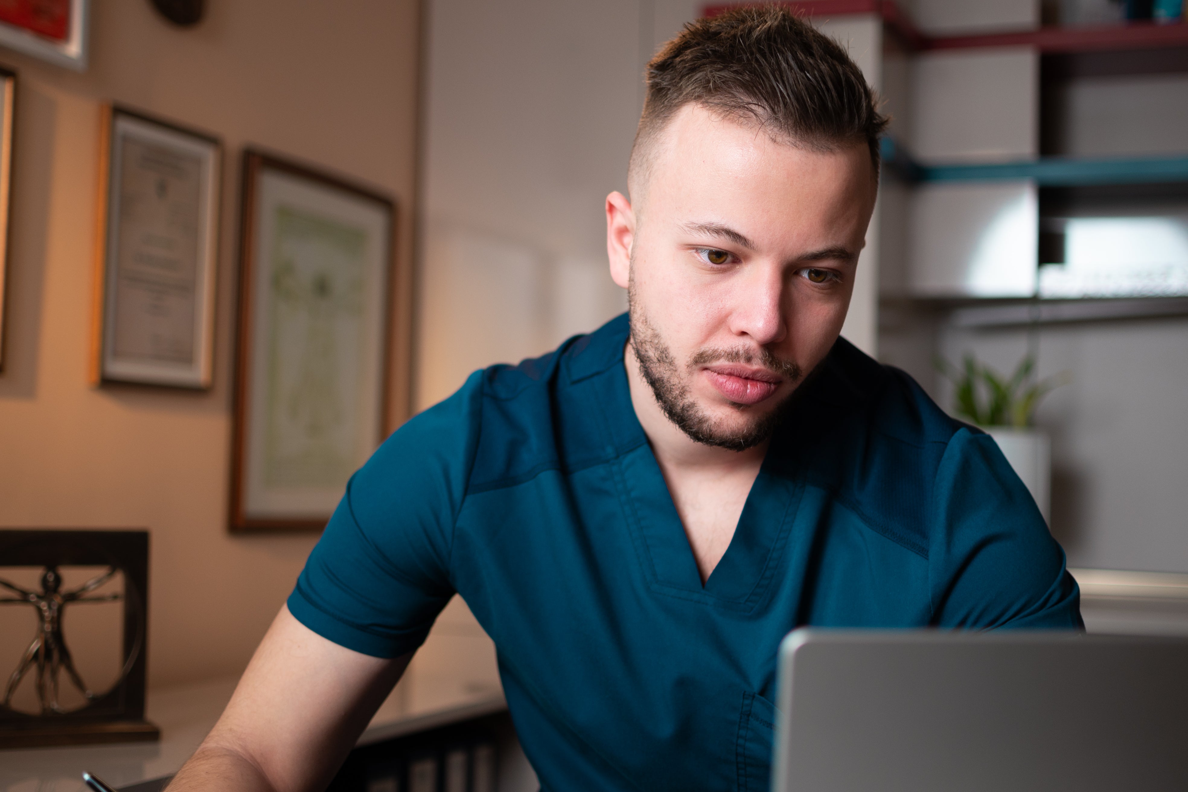 Онлайн Консултация